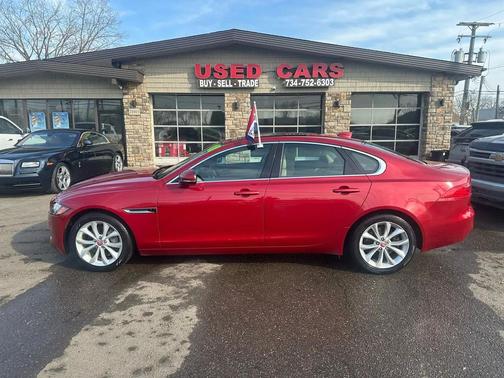 2018 Jaguar XF 25t Premium