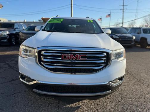 2019 GMC Acadia SLE-2