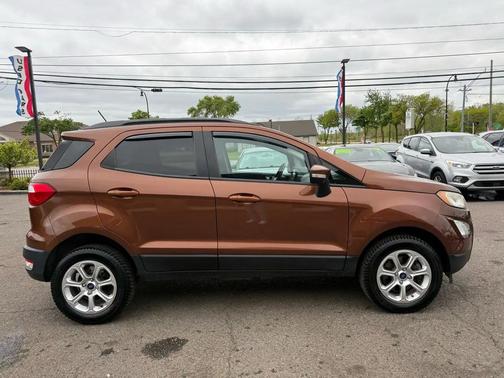 Canyon Ridge Metallic 2019 Ford EcoSport SE