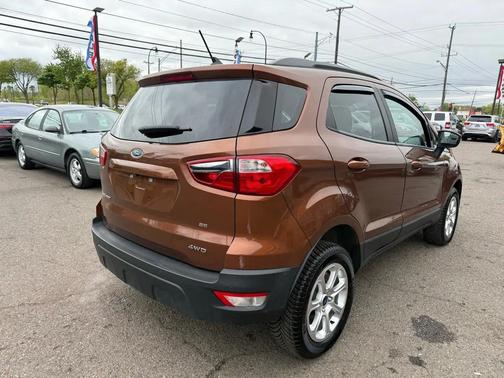 Canyon Ridge Metallic 2019 Ford EcoSport SE