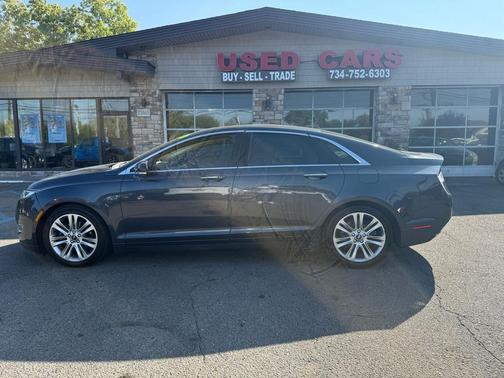 2013 Lincoln MKZ Base