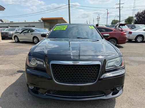 Gloss Black 2014 Chrysler 300 SRT8