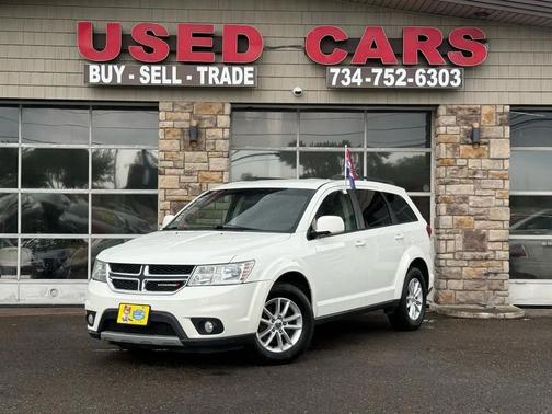 white 2015 Dodge Journey SXT