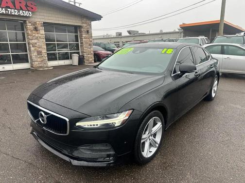 2018 Volvo S90 T5 Momentum