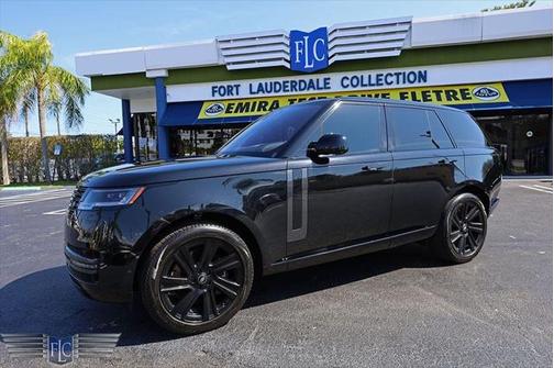 2023 Land Rover Range Rover P530 SE SWB