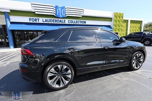 2025 Audi Q8 55 Prestige