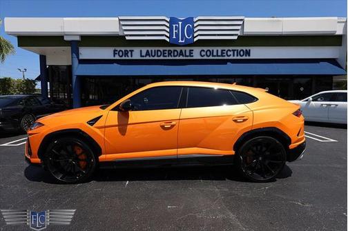 2021 Lamborghini Urus AWD
