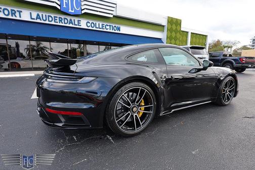 2022 Porsche 911 Turbo S
