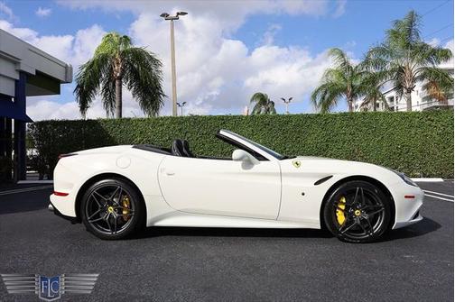 2015 Ferrari California T