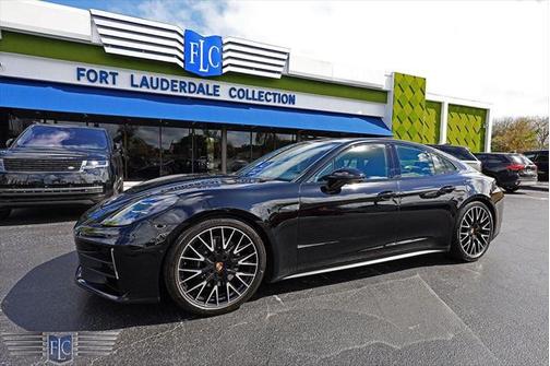 2025 Porsche Panamera RWD