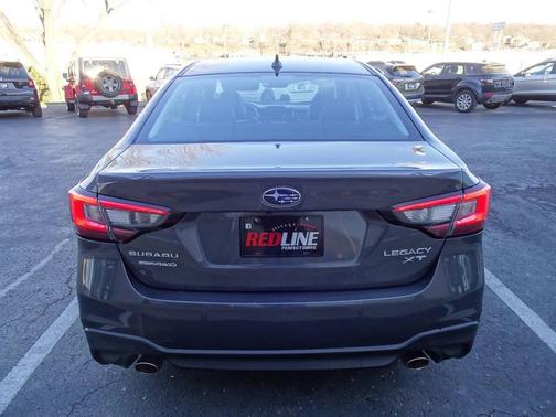2022 Subaru Legacy Limited XT