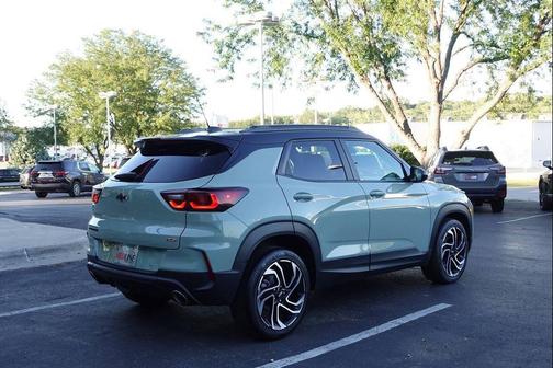 Cacti Green 2024 Chevrolet Trailblazer RS