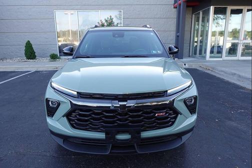 Cacti Green 2024 Chevrolet Trailblazer RS