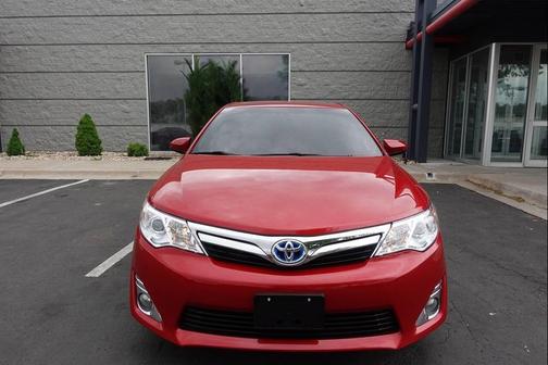 Barcelona Red Metallic 2012 Toyota Camry Hybrid XLE