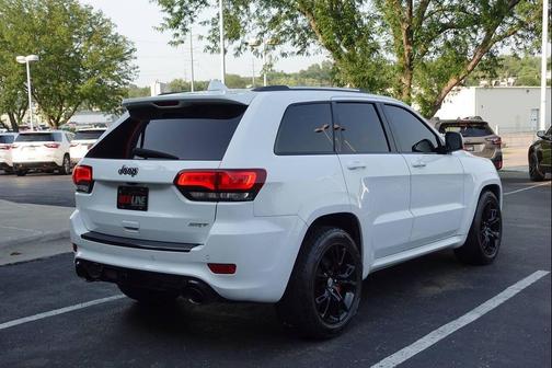 2016 Jeep Grand Cherokee SRT