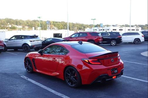 2024 Toyota GR86 Premium