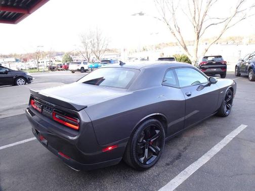 2016 Dodge Challenger R/T