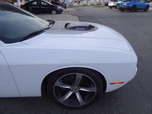 2016 Dodge Challenger R/T Plus