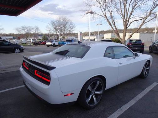 2016 Dodge Challenger R/T Plus
