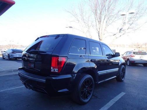 2010 Jeep Grand Cherokee SRT8