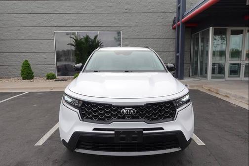 Glacial White Pearl 2021 Kia Sorento S