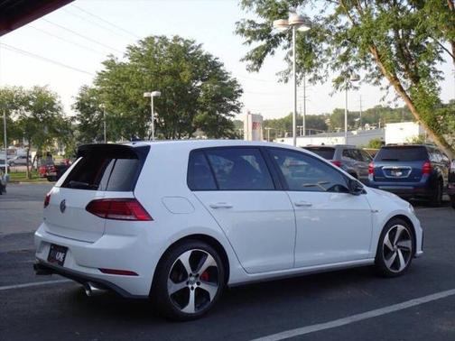 2021 Volkswagen Golf GTI 2.0T SE 4-Door
