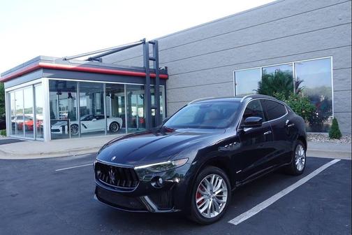 Nero 2021 Maserati Levante S