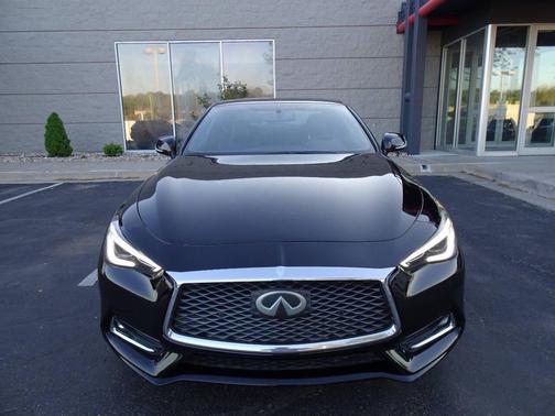 2017 INFINITI Q60 3.0T Premium