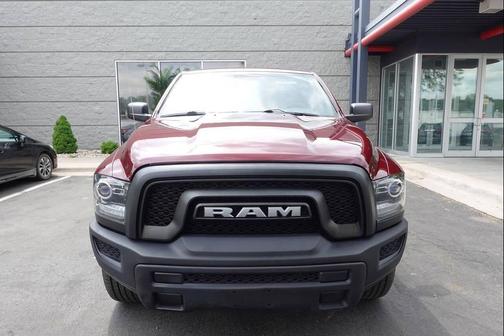 Delmonico Red Pearl Coat 2021 RAM 1500 Classic Warlock 4x4 4dr Crew Cab 5.5 ft. SB Pickup