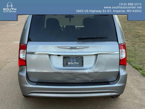2015 Chrysler Town & Country Touring