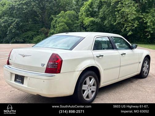 2006 Chrysler 300C Base