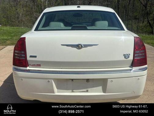 2006 Chrysler 300C Base