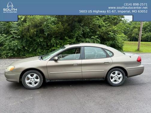 2004 Ford Taurus SES Sedan 4D