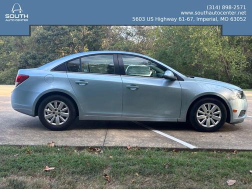 2011 Chevrolet Cruze LT