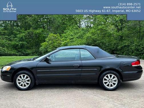 2005 Chrysler Sebring Base