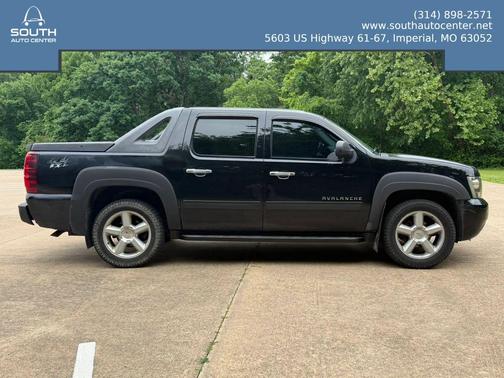 2010 Chevrolet Avalanche 1500 LS