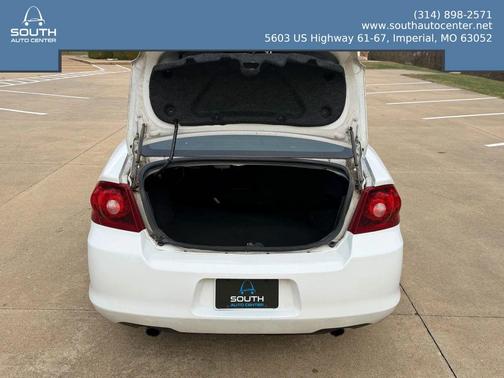 2013 Dodge Avenger SXT Sedan 4D