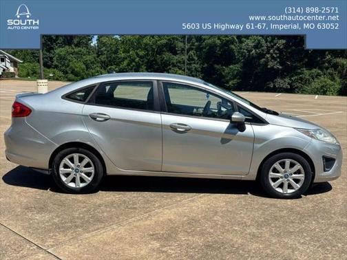 2012 Ford Fiesta SE