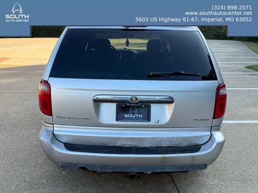 2006 Chrysler Town & Country Touring