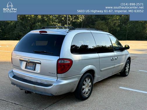 2006 Chrysler Town & Country Touring