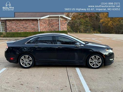 2014 Lincoln MKZ Base