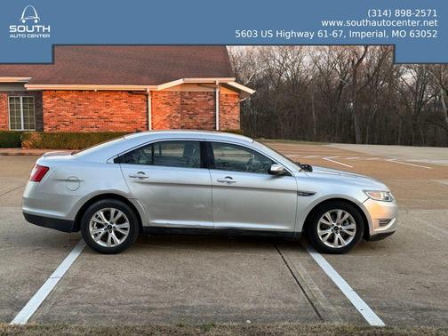 2010 Ford Taurus SEL