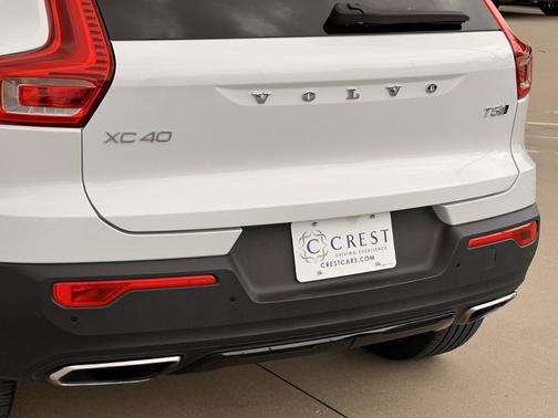 2019 Volvo XC40 T5 R-Design