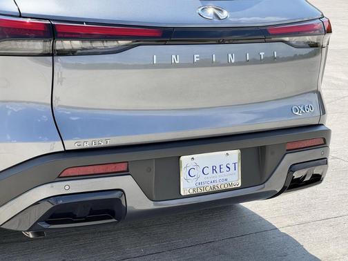 2025 INFINITI QX60 Pure