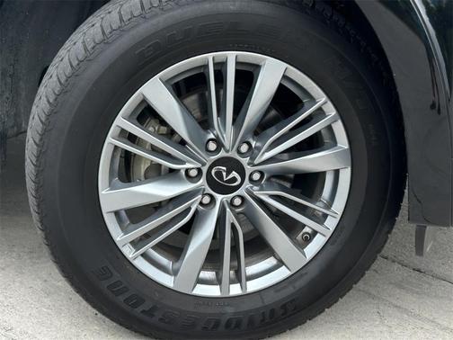 2024 INFINITI QX80