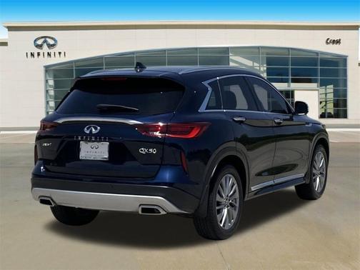 2024 INFINITI QX50 Luxe