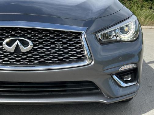 2022 INFINITI Q50 LUXE
