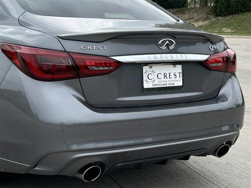 2022 INFINITI Q50 LUXE