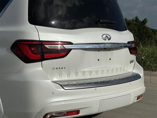 2022 INFINITI QX80 SENSORY