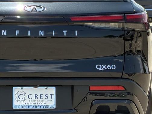 2025 INFINITI QX60 Luxe